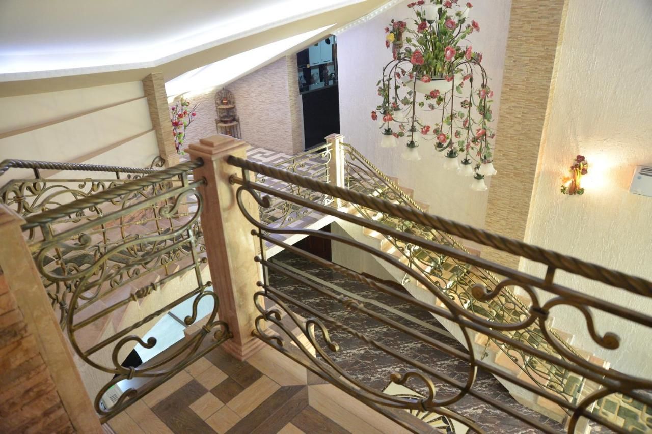 Отель Lux Palace Hotel Кутаиси-37