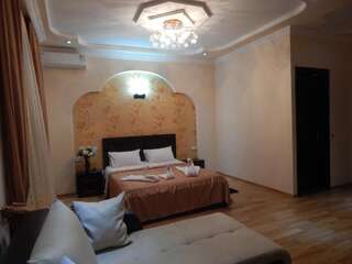 Отель Lux Palace Hotel Кутаиси Двухместный номер Делюкс с 1 кроватью-4